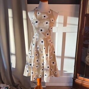 💕 Kate Spade Cream and Black Floral Midi Dress